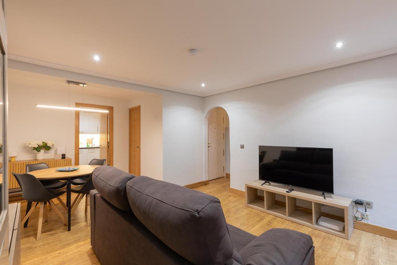 Euskalduna - Baskeyrentals Zarautz Bagian luar foto